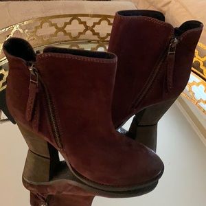 Steve Madden ankle boots. NWOT